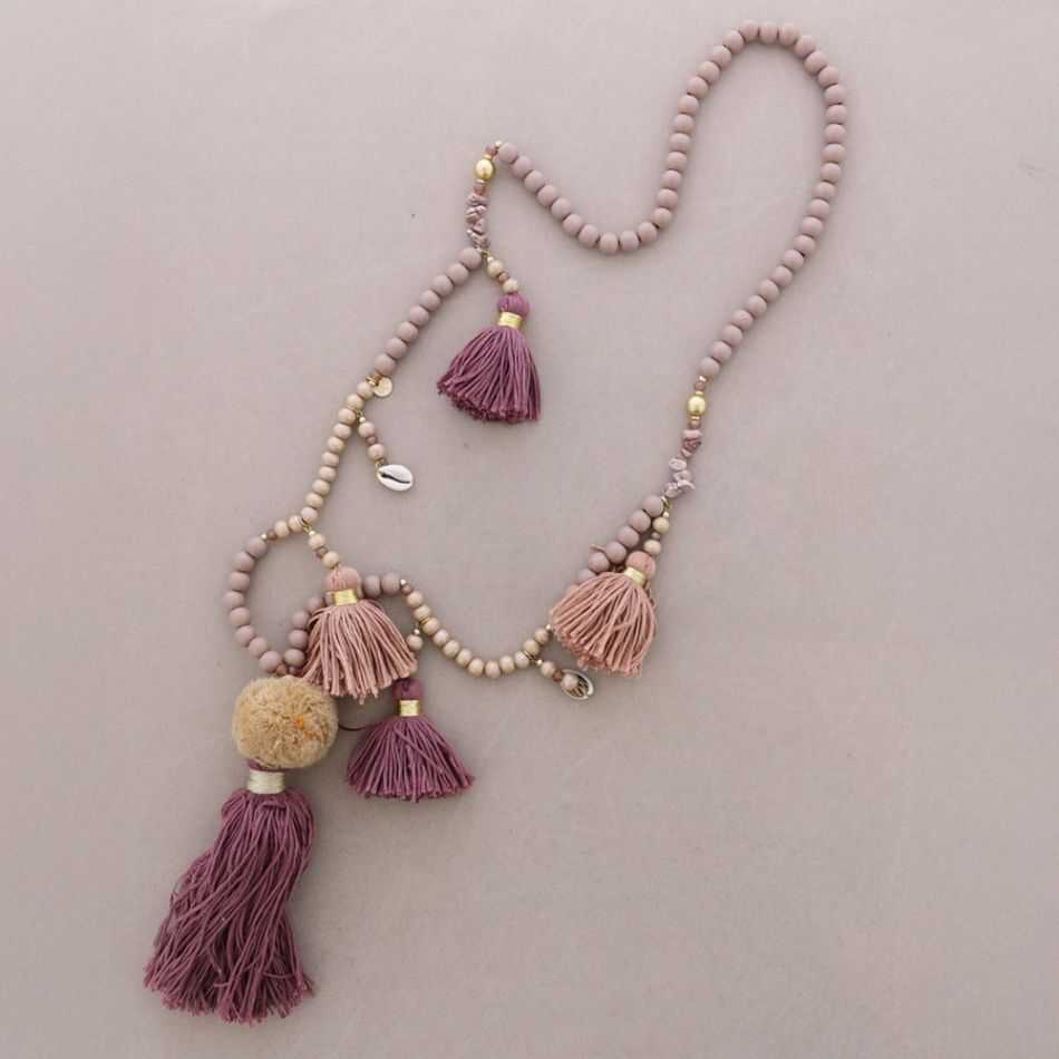 COLLAR LARGO CUENTAS MADERA POMPON FLECOS
