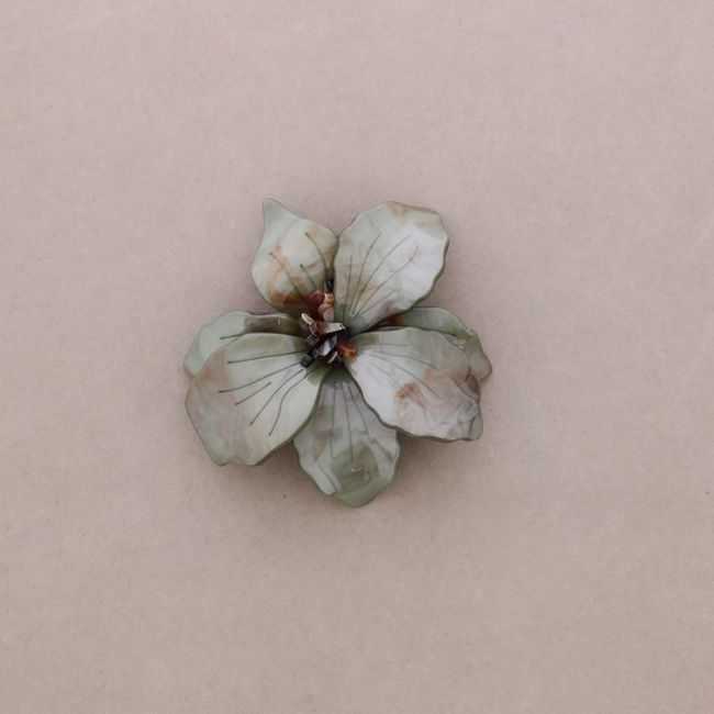 BROCHE FLOR RESINA