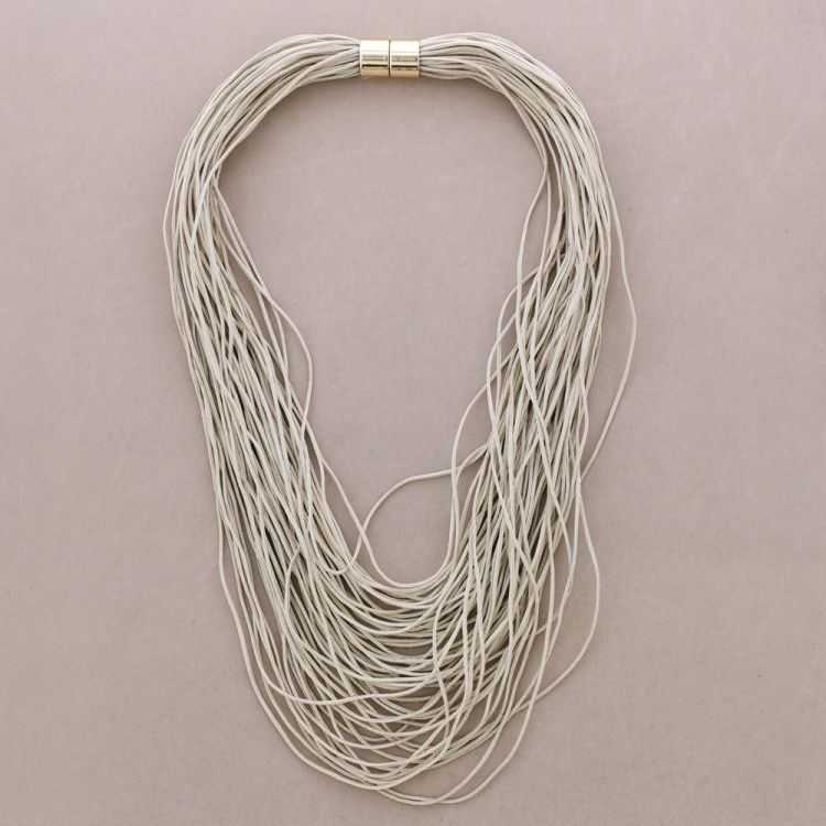 MULTI-STRAP ELASTIC CHOKER