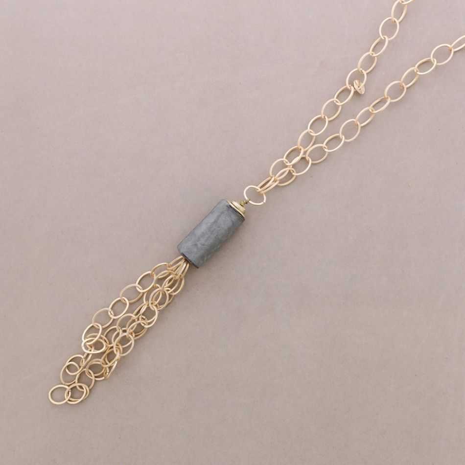 COLLAR LARGO COLGANTE CINLINDRO FLECO CADENA