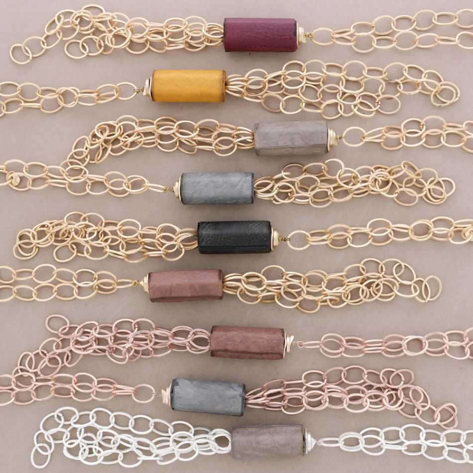 COLLAR LARGO COLGANTE CINLINDRO FLECO CADENA