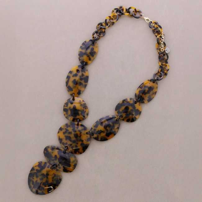 COLLAR CUENTAS MEDALLAS COLGANTE RESINA