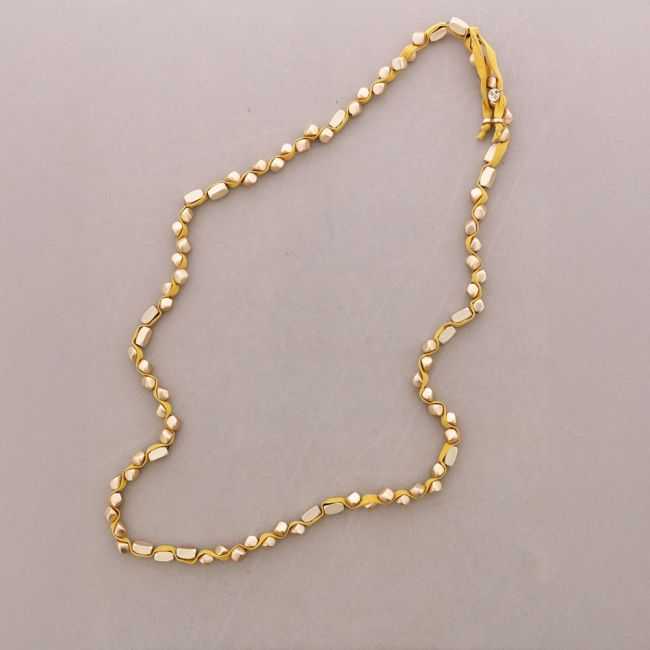COLLAR LARGO TUBO LAZO CUENTAS IMITACION METAL