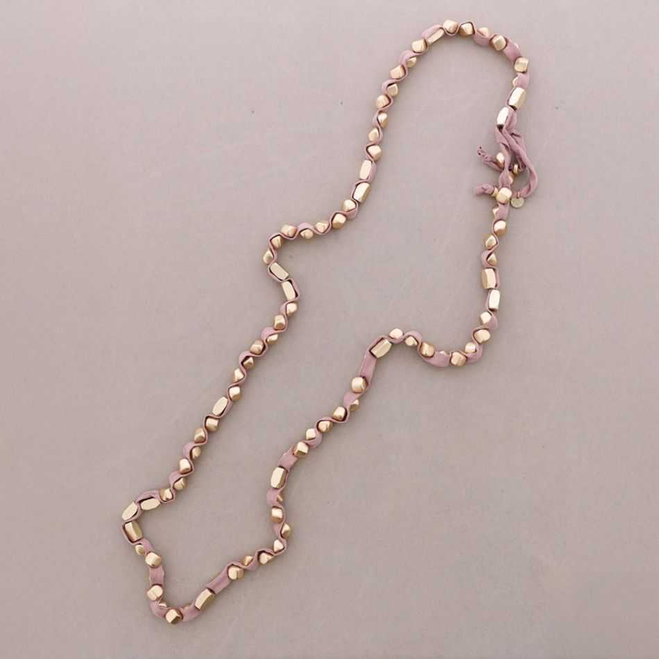 COLLAR LARGO TUBO LAZO CUENTAS IMITACION METAL