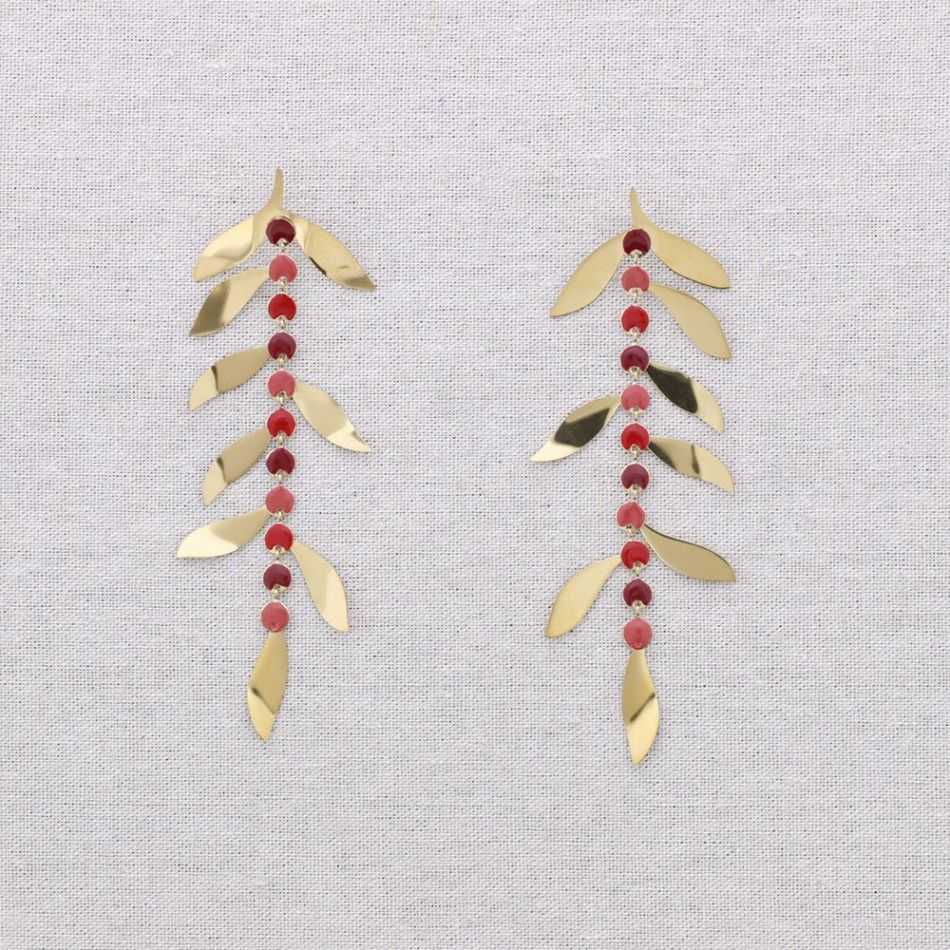 STEEL EARRINGS PENDANT ENAMEL LEAF MEDALLIONS