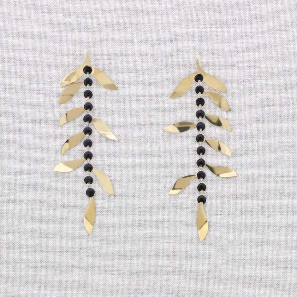 STEEL EARRINGS PENDANT ENAMEL LEAF MEDALLIONS
