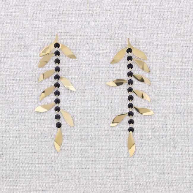 STEEL EARRINGS PENDANT ENAMEL LEAF MEDALLIONS