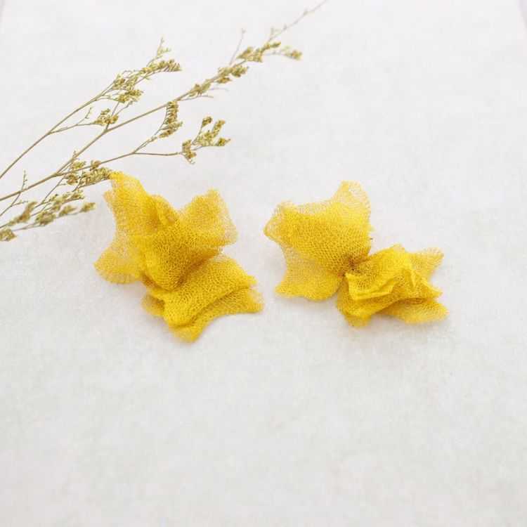 PENDIENTES FLOR MALLA