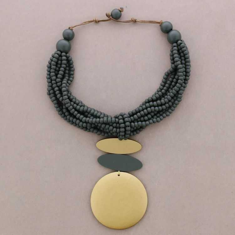 MULTI-WRAPPED CHOKER WITH WOODEN MEDAL PENDANTS
