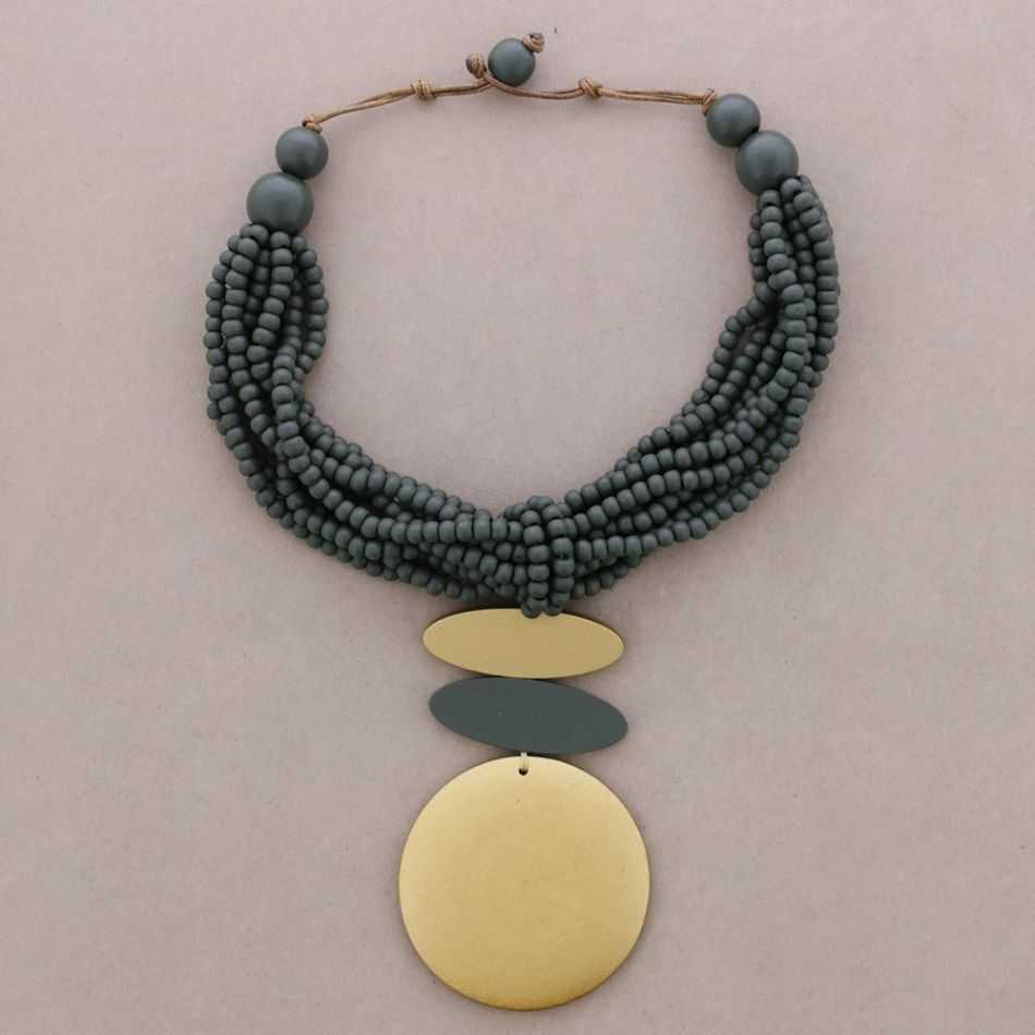 MULTI-WRAPPED CHOKER WITH WOODEN MEDAL PENDANTS