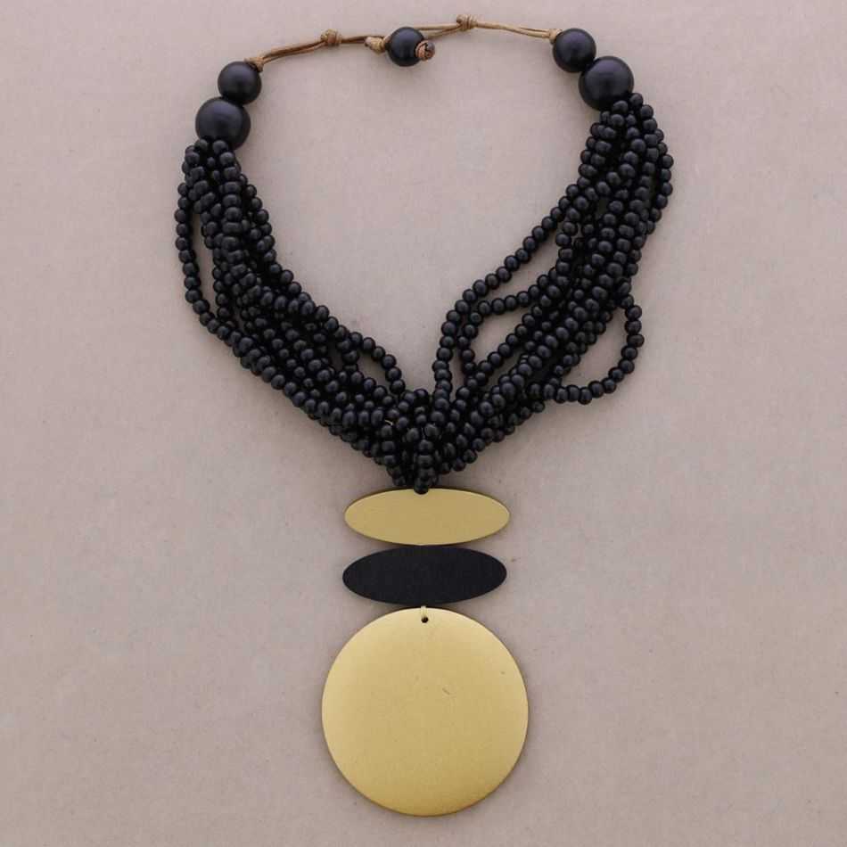 MULTI-WRAPPED CHOKER WITH WOODEN MEDAL PENDANTS
