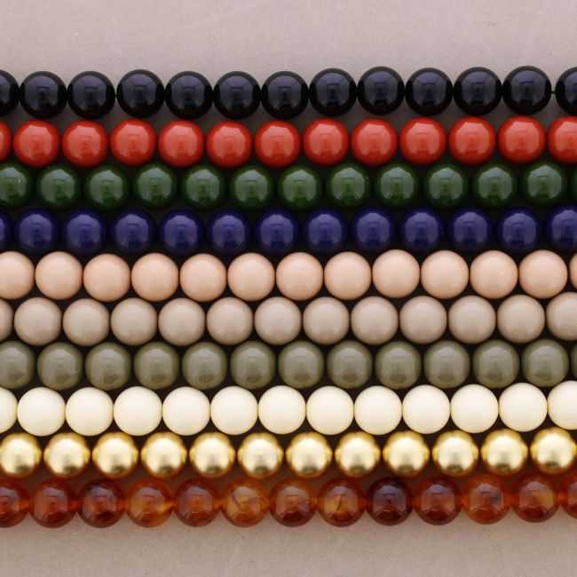 SHORT NECKLACE RESIN BEADS 20MM