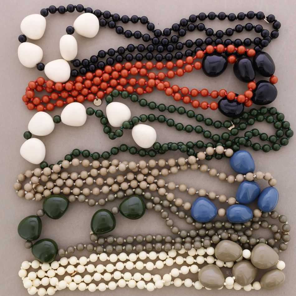 LONG NECKLACE RESIN BEADS 120CM