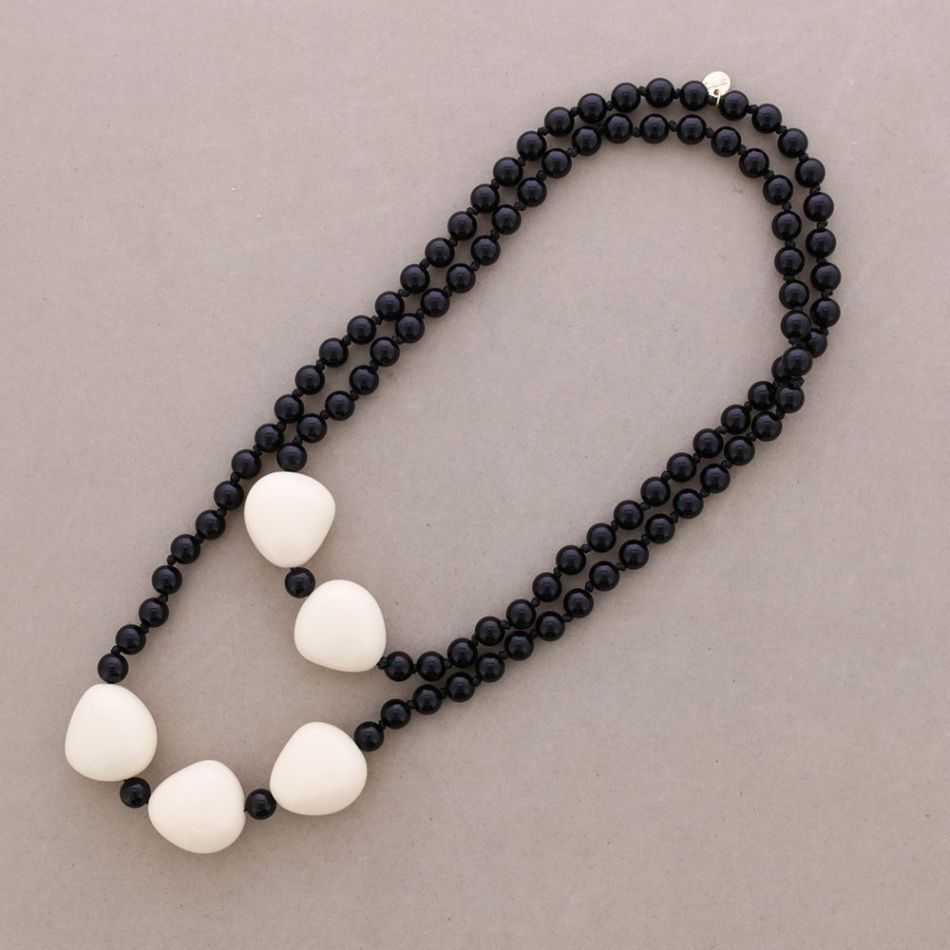 LONG NECKLACE RESIN BEADS 120CM