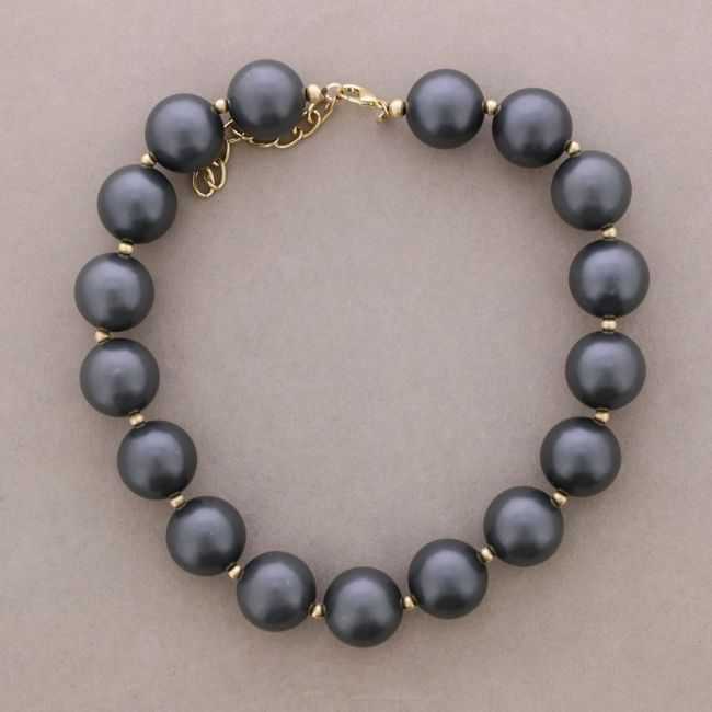 SHORT NECKLACE BEADS BALLS METALLIC FINISH