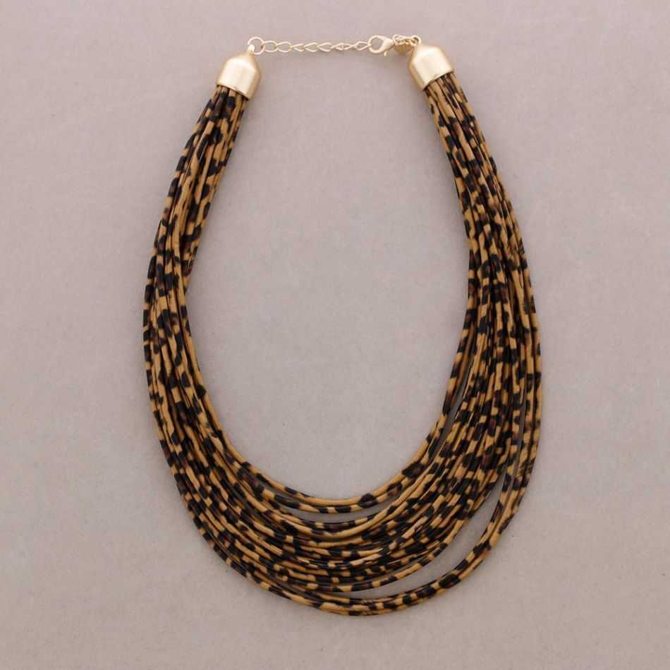 PRINTED MULTI-STRAP SHORT NECKLACE