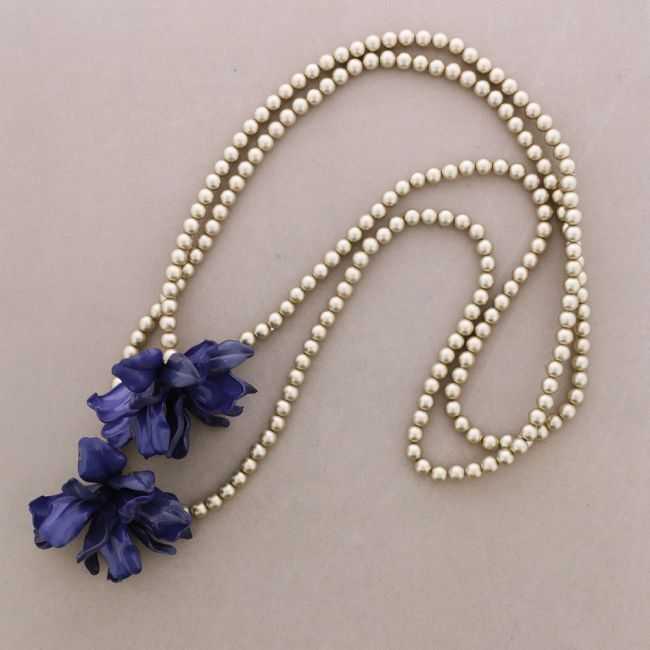 COLLAR LARGO DOBLE VUELTA DOBLE FLOR RESINA