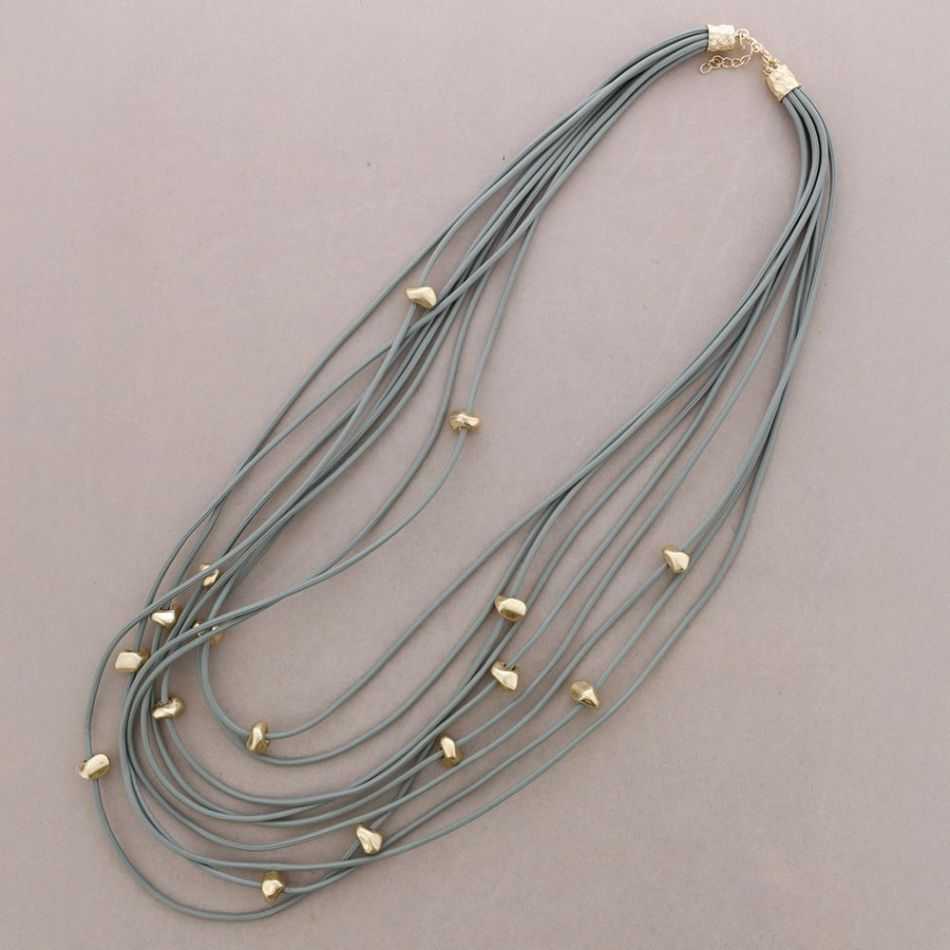 COLLAR LARGO CORDÓN SINTÉTICO MULTI TIRAS CUENTAS METAL