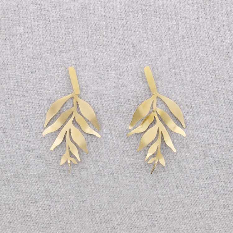 STEEL EARRINGS WITH BRANCH AND LEAF PENDANT 2