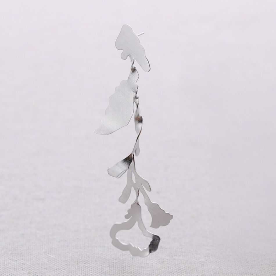 STEEL FLOWER EARRINGS