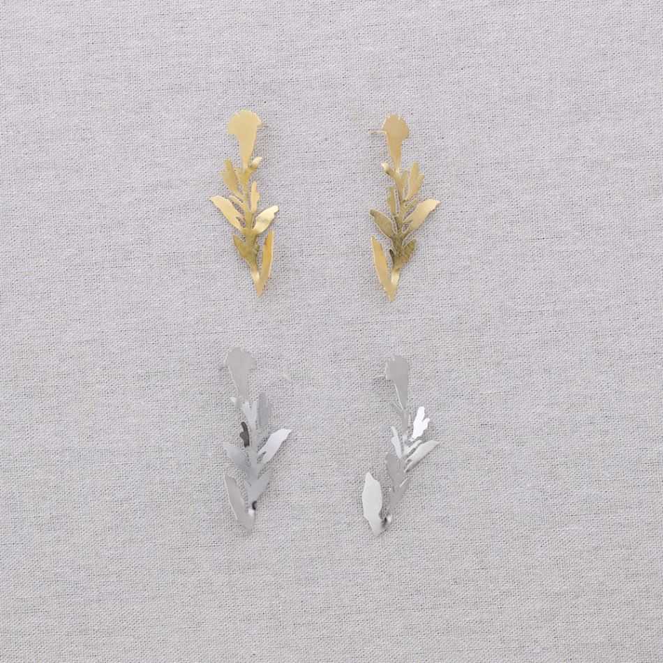STEEL FLOWER EARRINGS