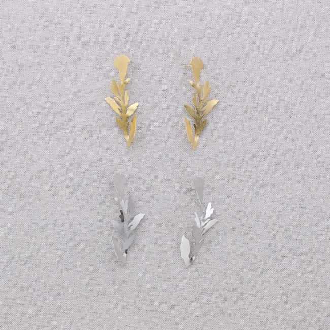 STEEL FLOWER EARRINGS