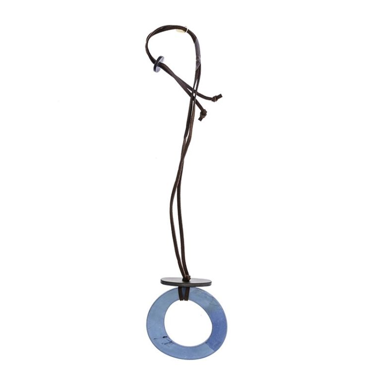 LONG RESIN CIRCLE PENDANT NECKLACE