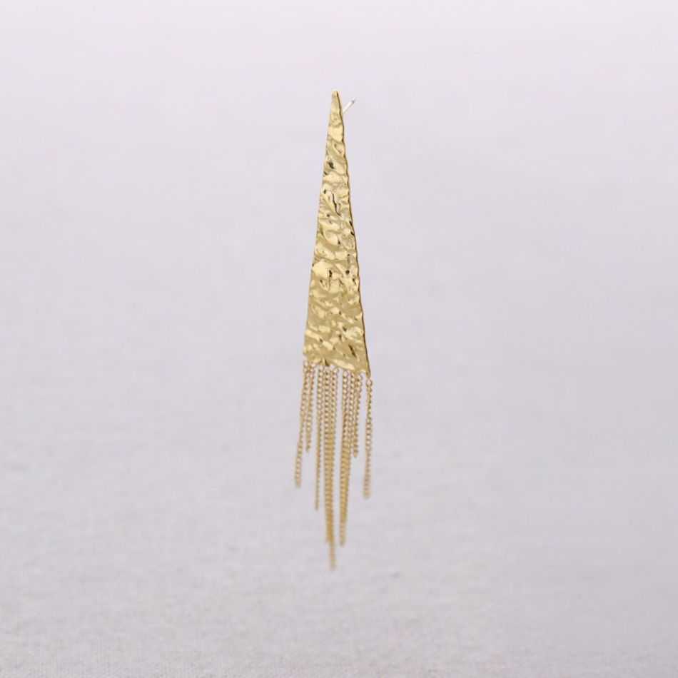 TRIANGULAR STEEL EARRINGS WITH FRINGE