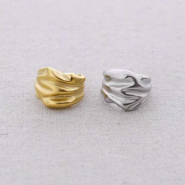 FOLDED STEEL RING
