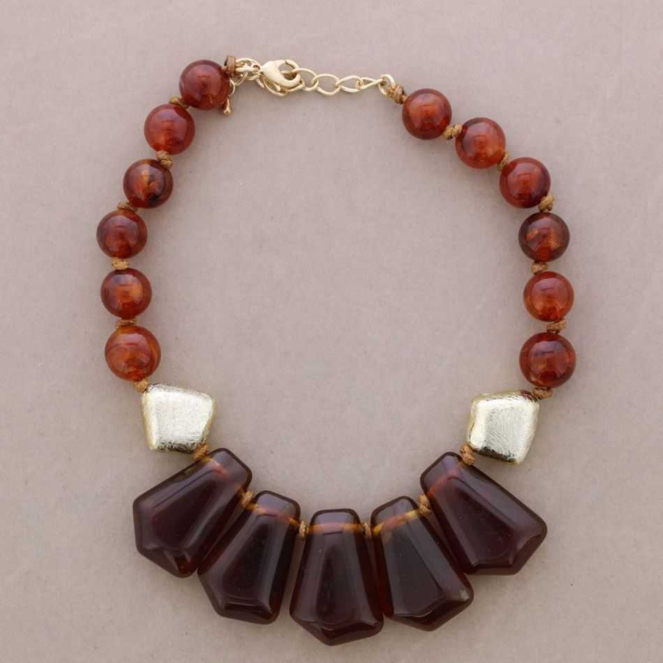 CHOKER WITH BEADS, METALLIC FINISH, AND RESIN