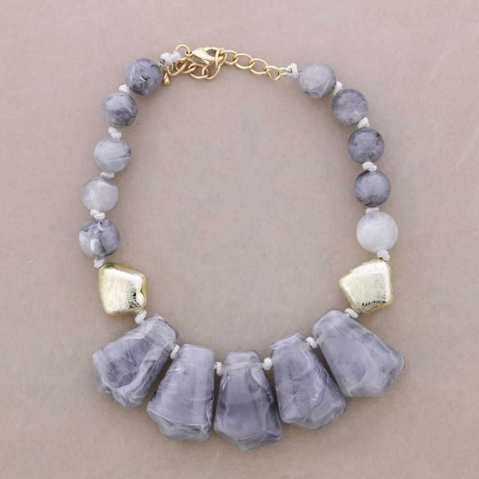 CHOKER WITH BEADS, METALLIC FINISH, AND RESIN