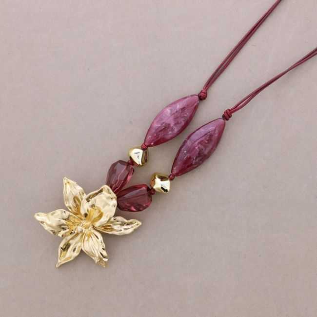 GARGANTILLA COLGANTE FLOR METAL CUENTAS RESINA