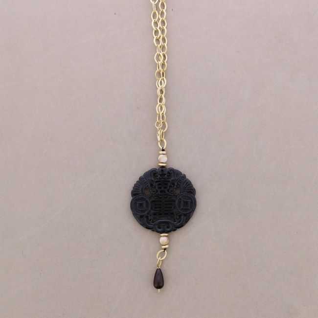 COLLAR LARGO METAL COLGANTE MEDALLA FILIGRANA RESINA