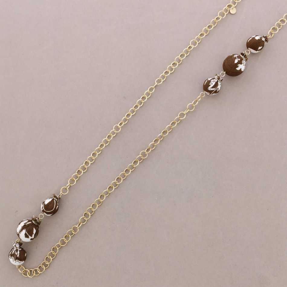 LONG METAL NECKLACE WITH FABRIC-COVERED BEADS