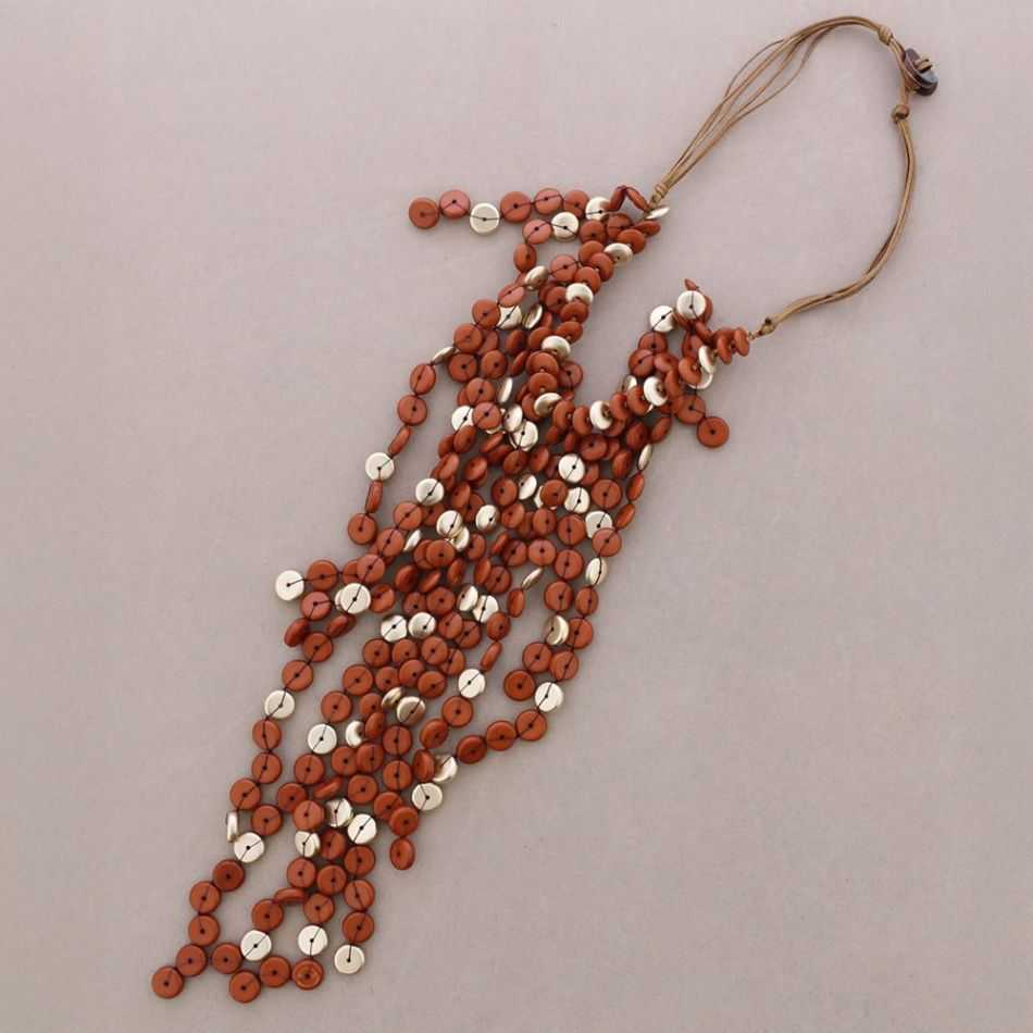 COLLAR BABERO CUENTAS RESINA