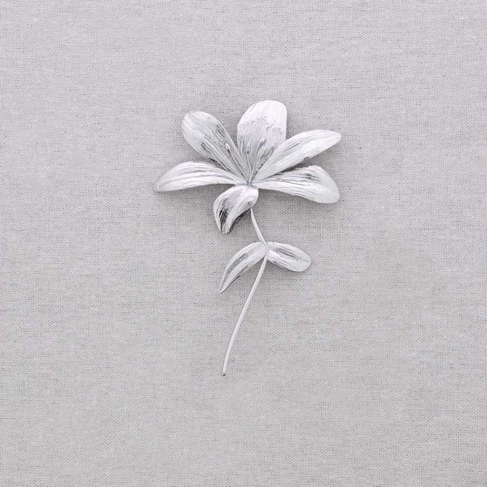 STEEL FLOWER BROOCH