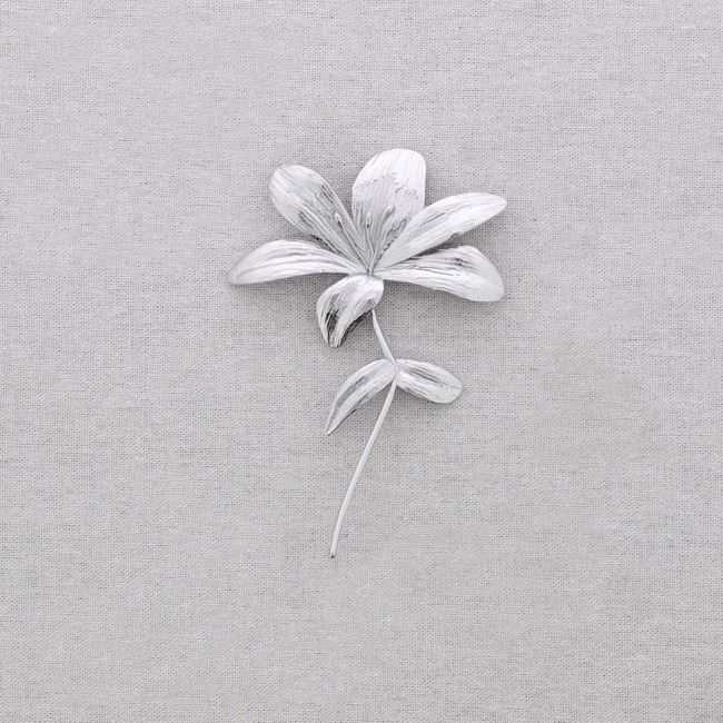 STEEL FLOWER BROOCH