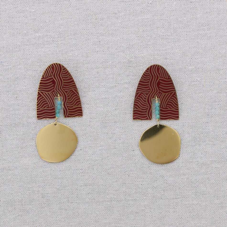 PENDANT STEEL EARRINGS  WITH ENAMEL MEDALLION
