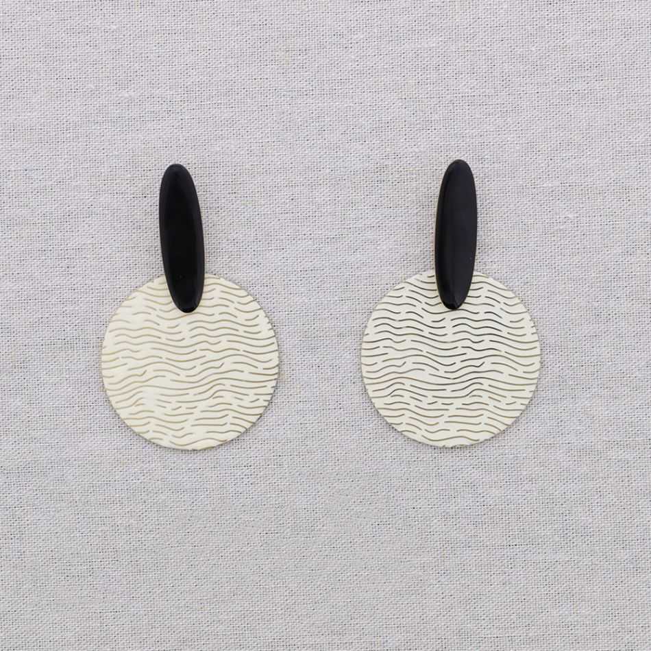 STEEL EARRINGS PENDANT ENAMEL MEDALLION
