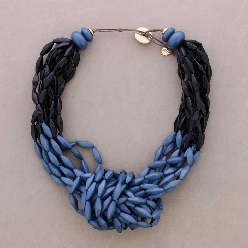 CHOKER WITH KNOT AND RESIN BEADS