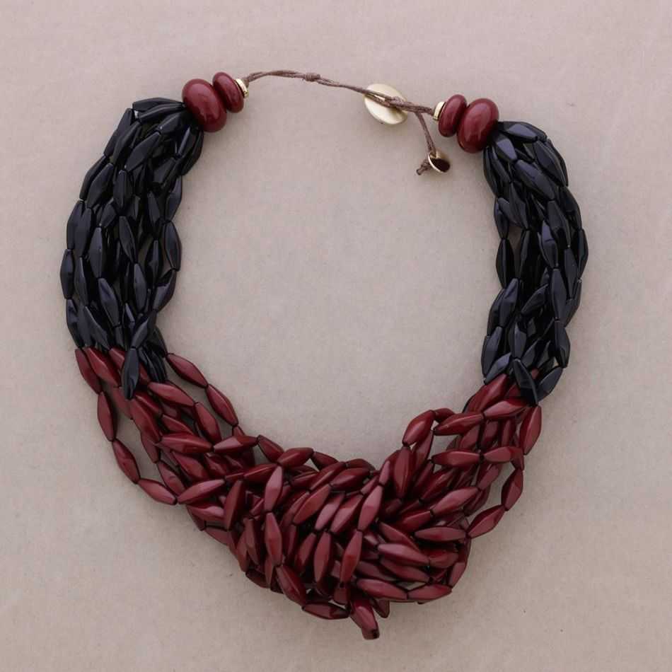 CHOKER WITH KNOT AND RESIN BEADS