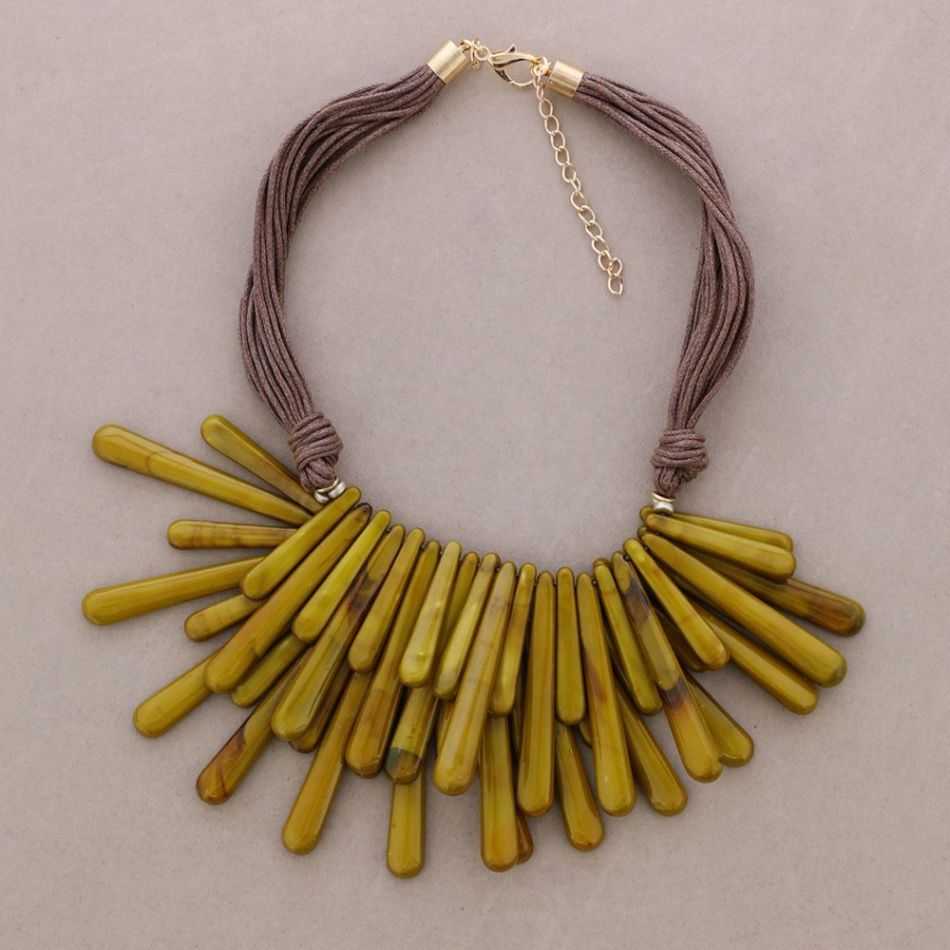 DOUBLE ROW CHOKER WITH RESIN FRINGE