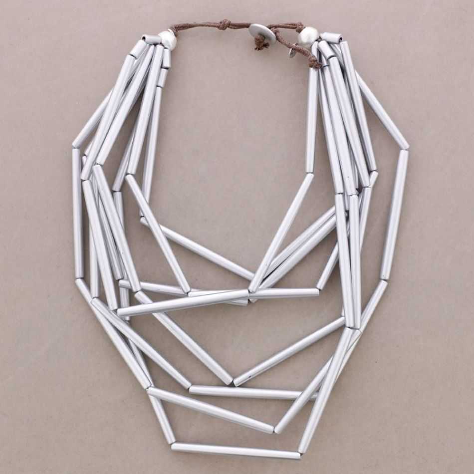 MULTI-BEAD CHOKER WITH METAL FINISH TUBES
