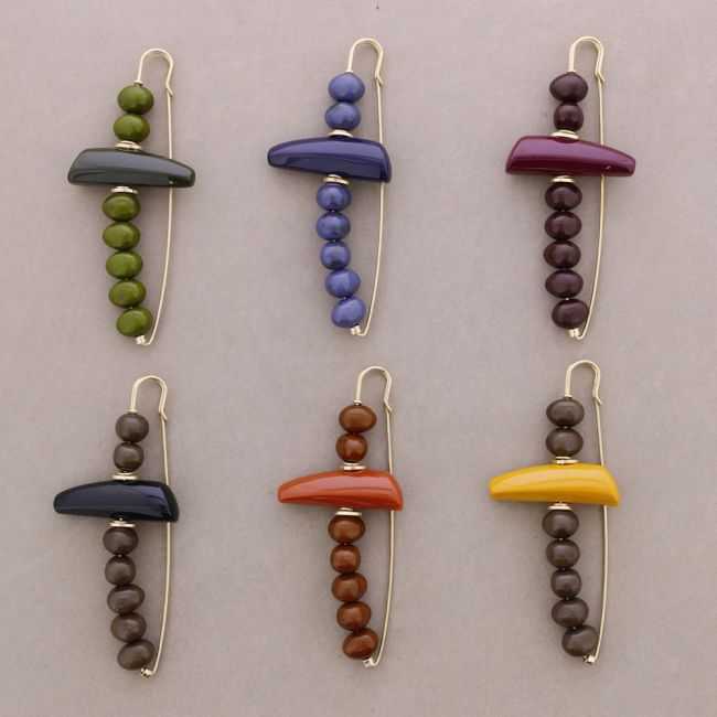 BROCHE ALFILER CUENTAS IRREGULARES RESINA
