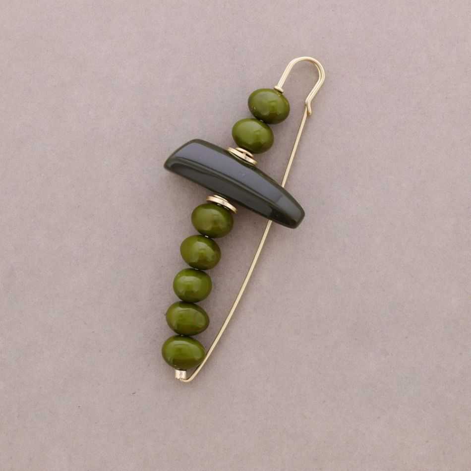 BROCHE ALFILER CUENTAS IRREGULARES RESINA