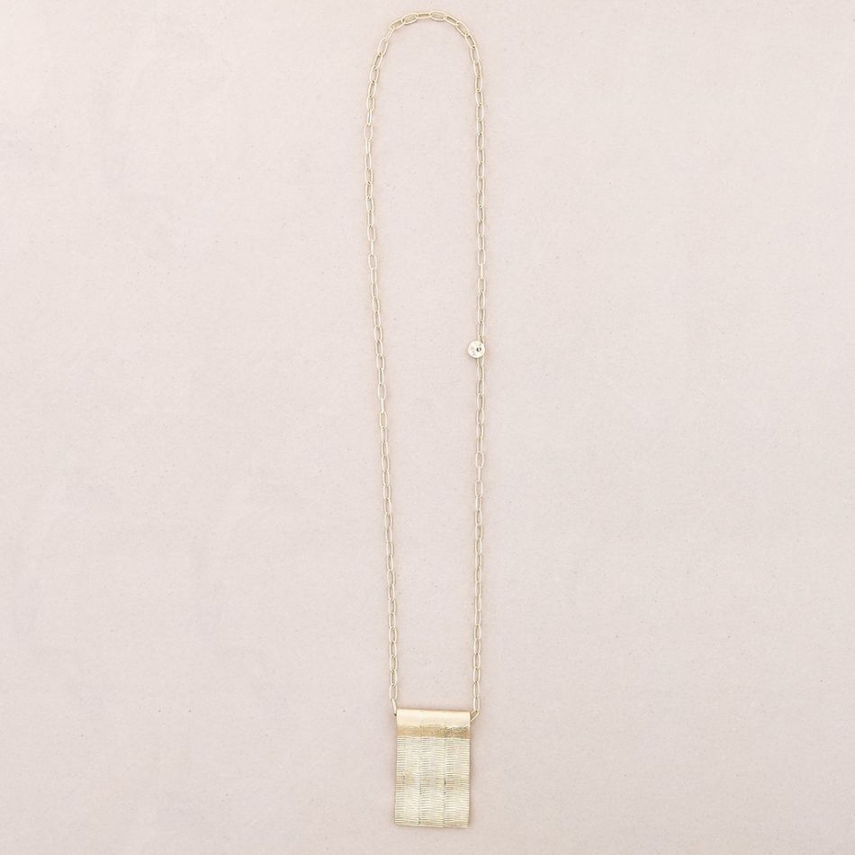 COLLAR LARGO COLGANTE METAL