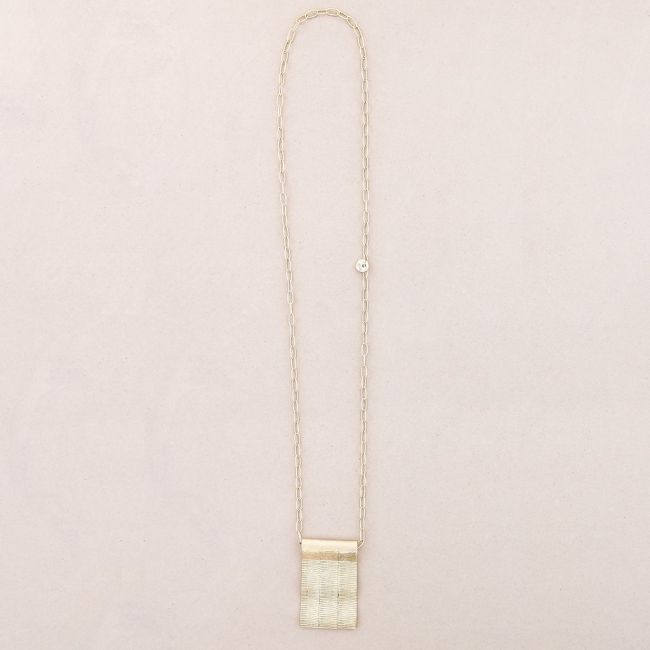 COLLAR LARGO COLGANTE METAL