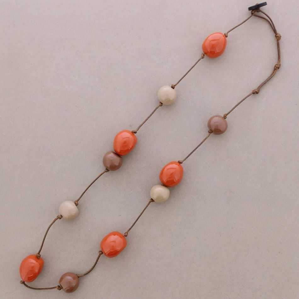 COLLAR LARGO CUENTAS BOLAS RESINA