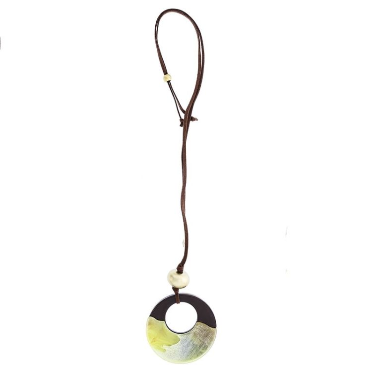 LONG RESIN PENDANT NECKLACE 2