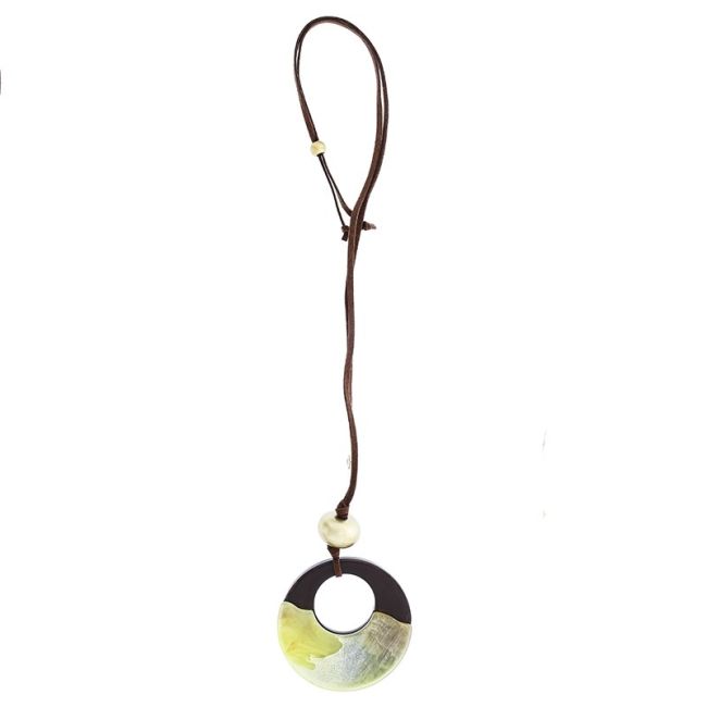 LONG RESIN PENDANT NECKLACE